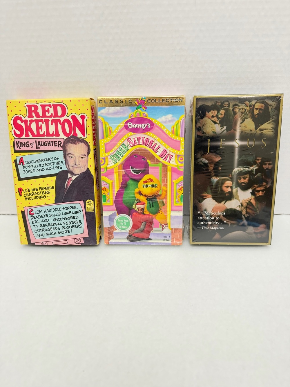 6 VHS Tapes Including Barney and Red Skelton. Untested